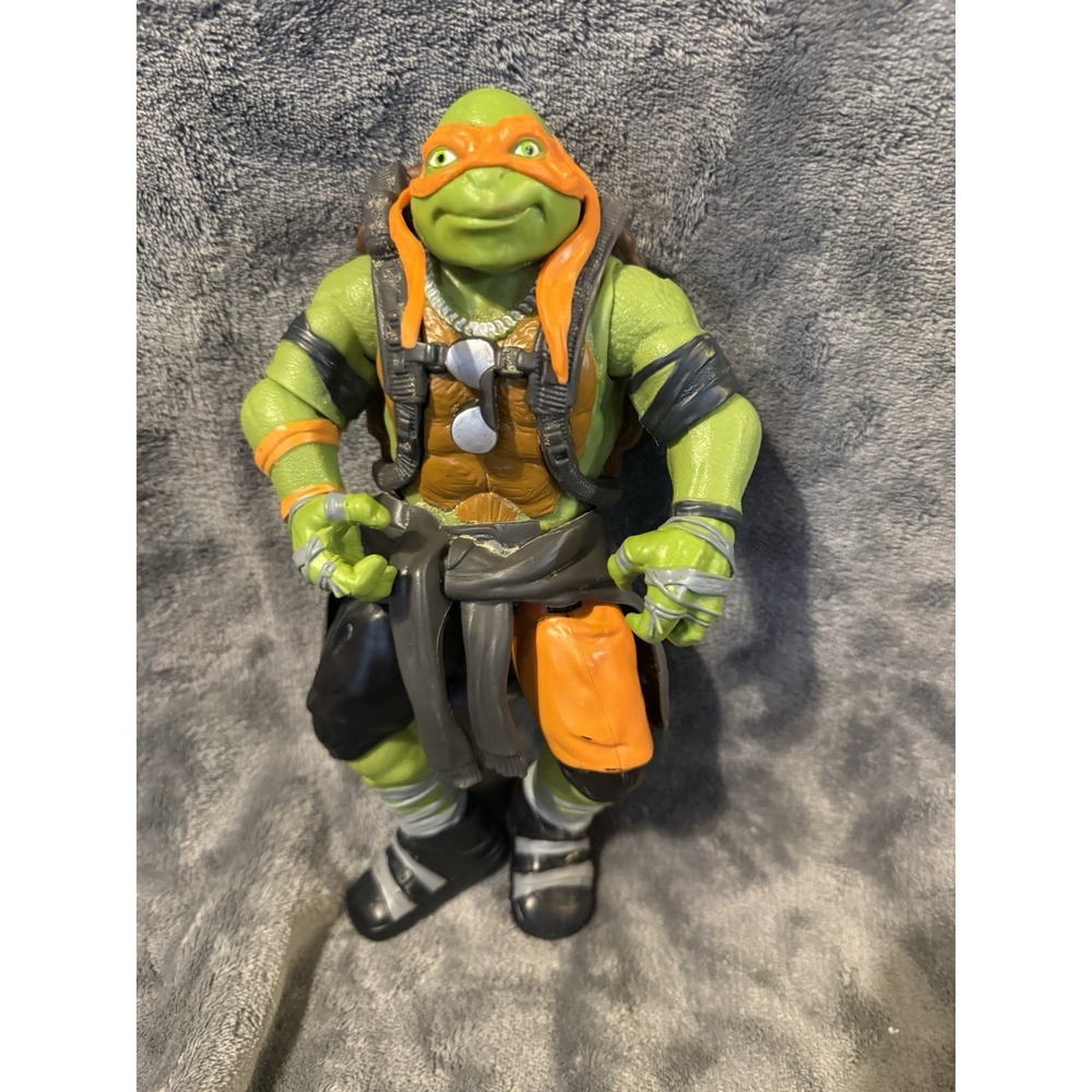 11" Playmates Paramount Teenage Mutant Ninja Turtle Michelangelo TMNT Figure